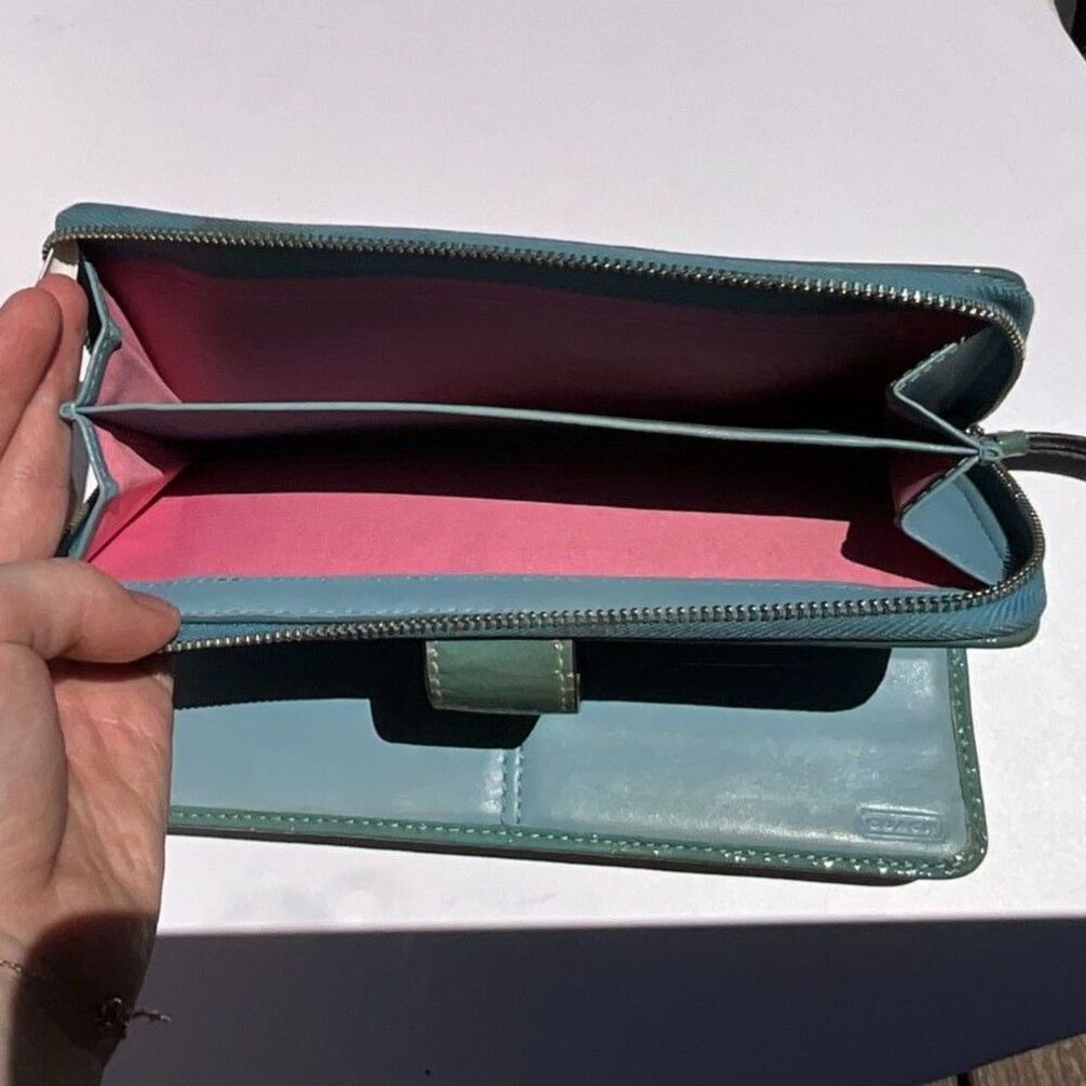 Coach Signature Patchwork Checkbook Wallet Clutch Khaki Multicolor 2004 - Picture 4 of 4